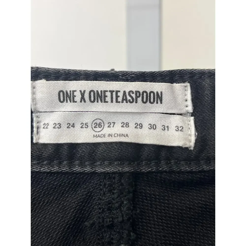 NWT One Teaspoon Sz 26 Lovers Black Hart Button Fly Distressed Denim Jean Shorts